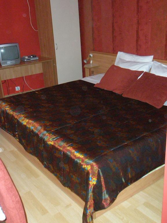 Family Hotel Kredo Sliven Екстер'єр фото